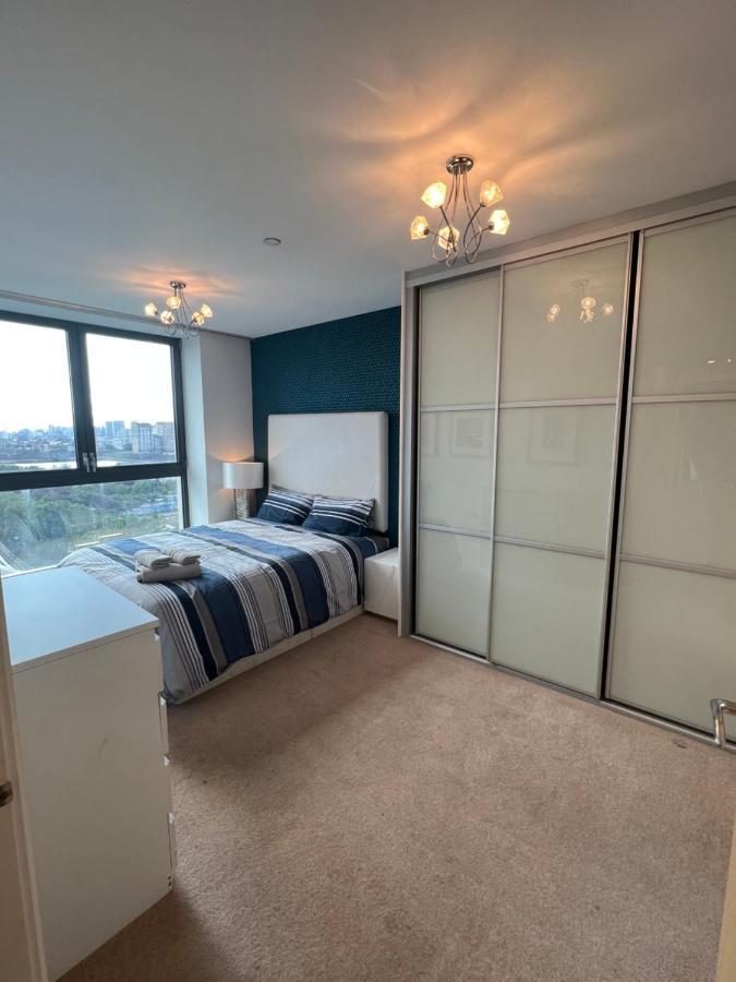 伦敦Cityscape Serenity: 10Th Floor Oasis Near City Airport, Excel & 02公寓 外观 照片