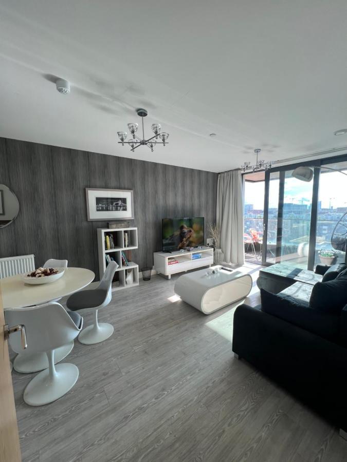 伦敦Cityscape Serenity: 10Th Floor Oasis Near City Airport, Excel & 02公寓 外观 照片